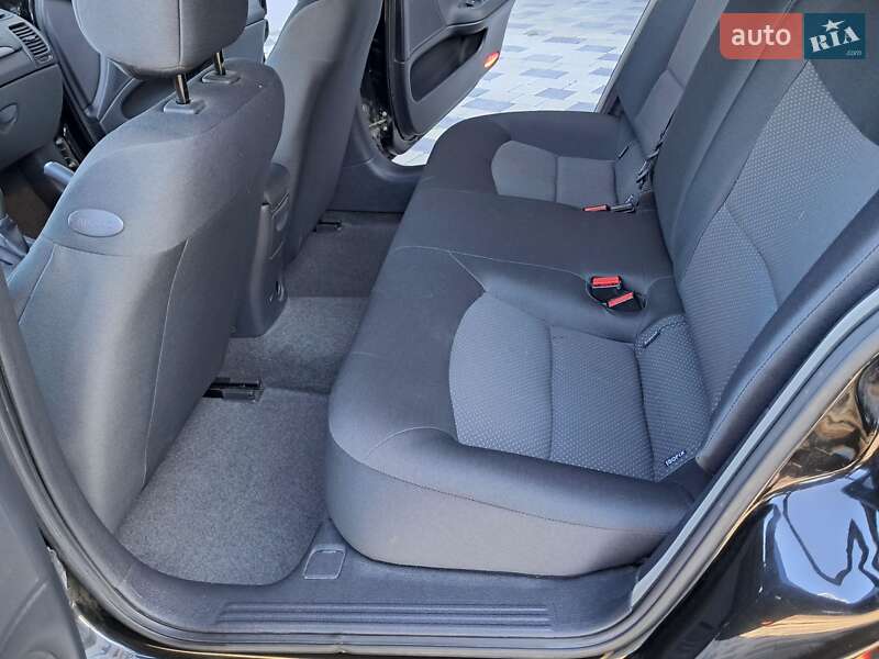 Ліфтбек Renault Laguna 2007 в Мукачевому