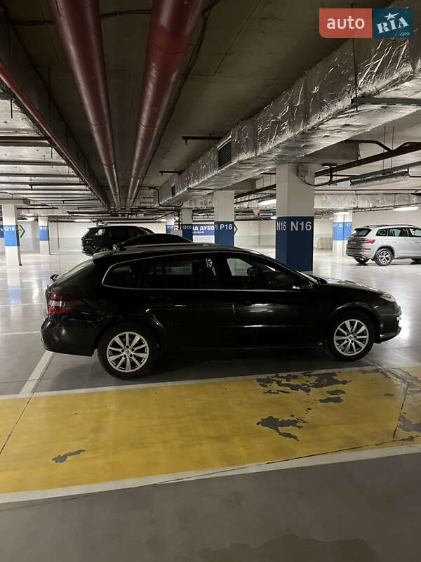 Універсал Renault Laguna 2011 в Львові фото 4 Універсал Renault Laguna 2011 в Львові