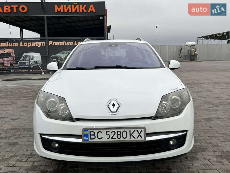 Універсал Renault Laguna 2010 в Лопатині