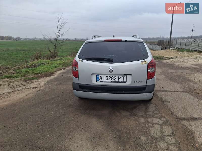 Универсал Renault Laguna 2003 в Барышевке фото 13 Универсал Renault Laguna 2003 в Барышевке