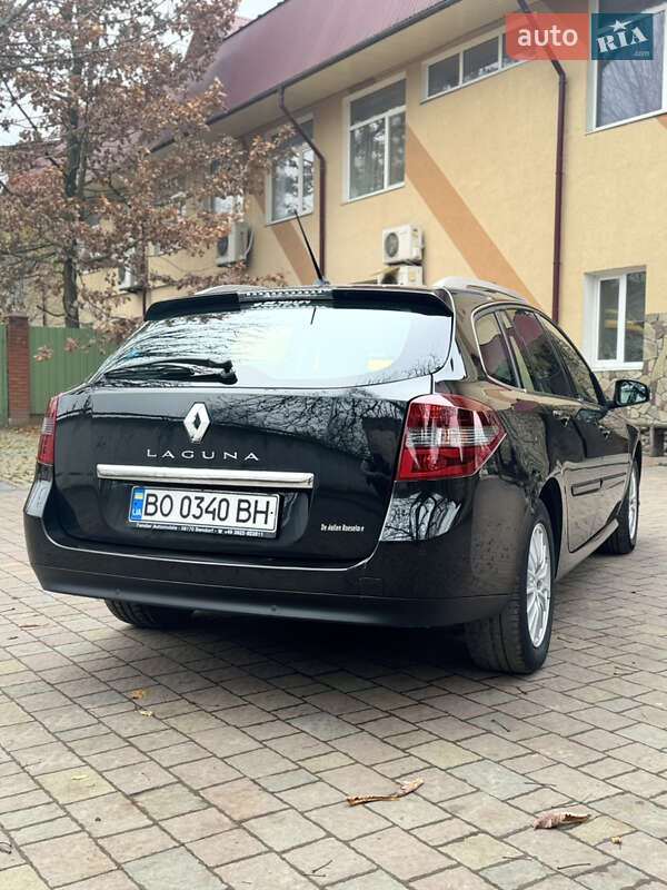 Универсал Renault Laguna 2011 в Тернополе