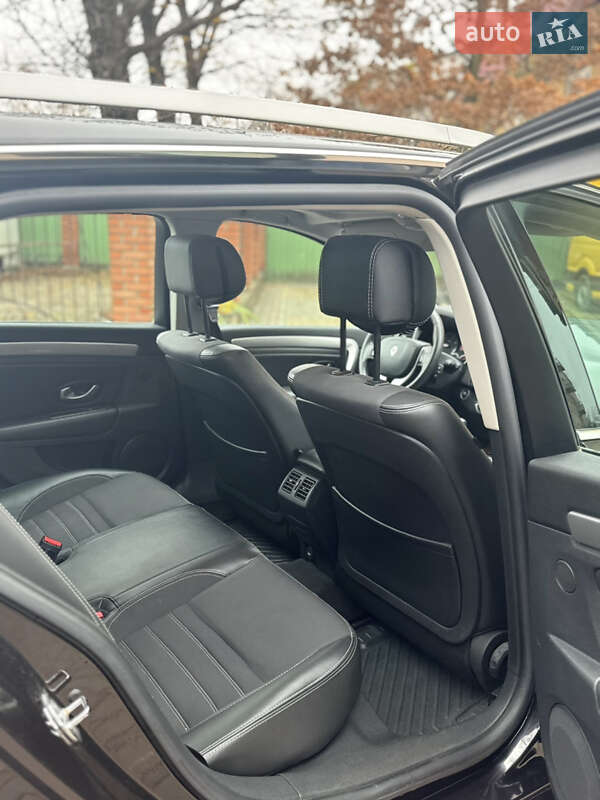 Универсал Renault Laguna 2011 в Тернополе