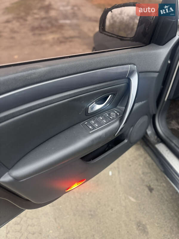 Ліфтбек Renault Laguna 2010 в Києві