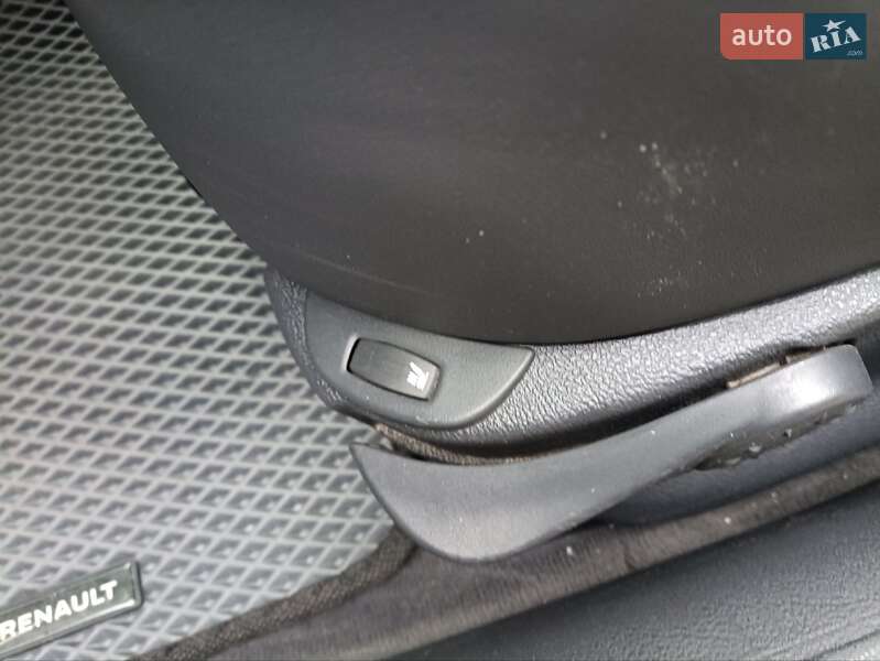 Універсал Renault Laguna 2006 в Дубні фото 46 Універсал Renault Laguna 2006 в Дубні