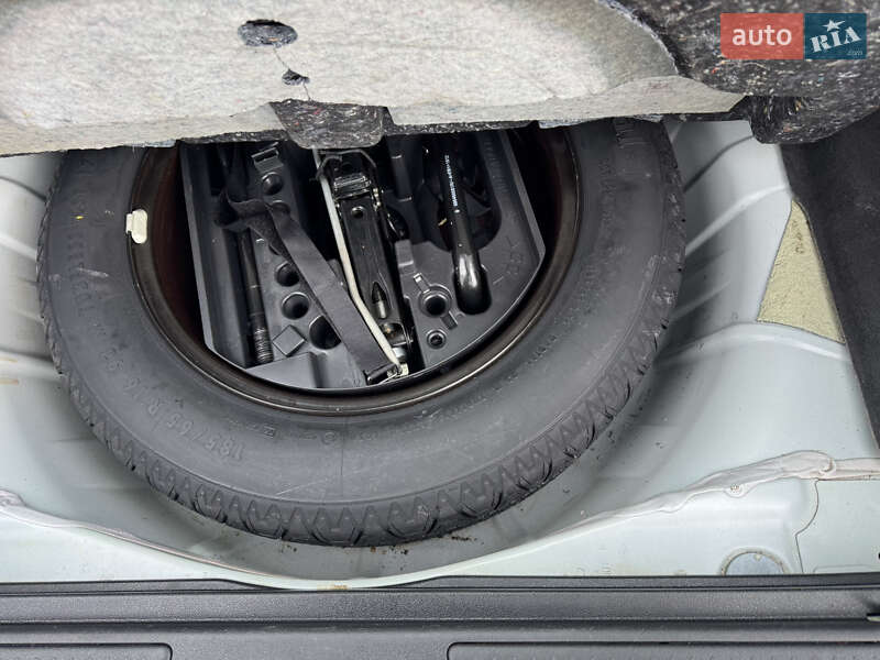 Универсал Renault Laguna 2013 в Яготине