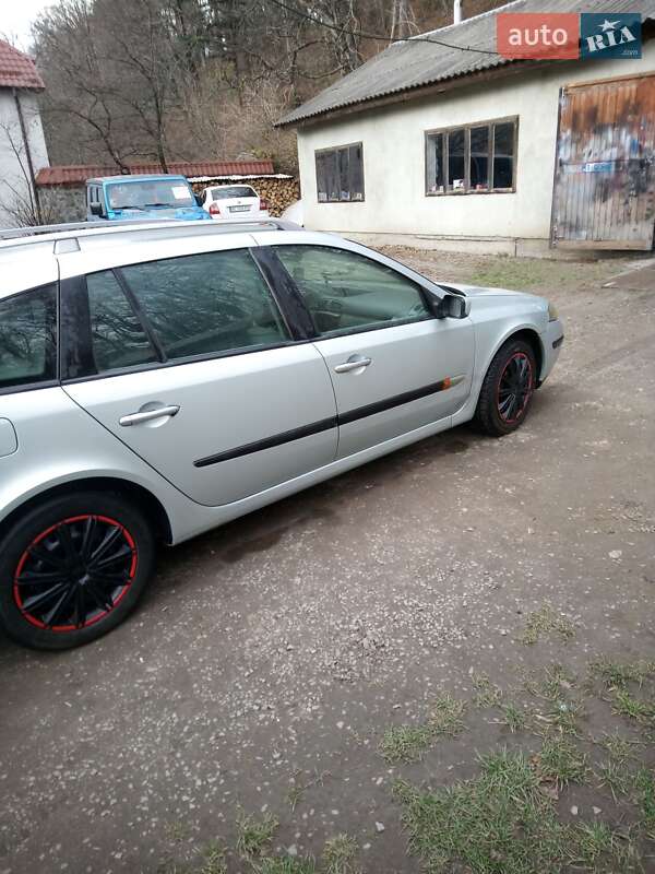 Универсал Renault Laguna 2001 в Сколе