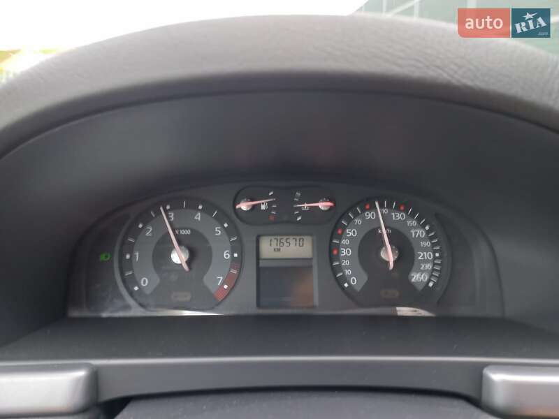 Лифтбек Renault Laguna 2005 в Тернополе фото 10 Лифтбек Renault Laguna 2005 в Тернополе