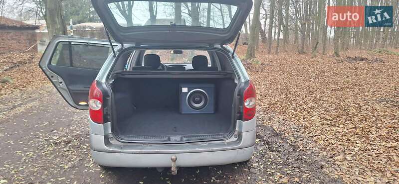 Универсал Renault Laguna 2001 в Виннице фото 9 Универсал Renault Laguna 2001 в Виннице