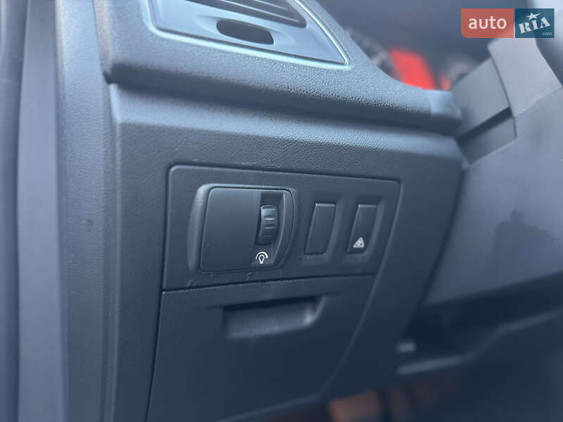 Купе Renault Laguna 2011 в Киеве