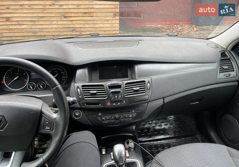 Лифтбек Renault Laguna 2009 в Полтаве