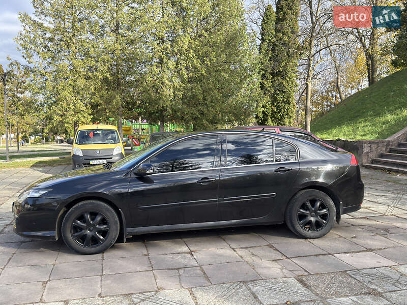 Лифтбек Renault Laguna 2010 в Косове