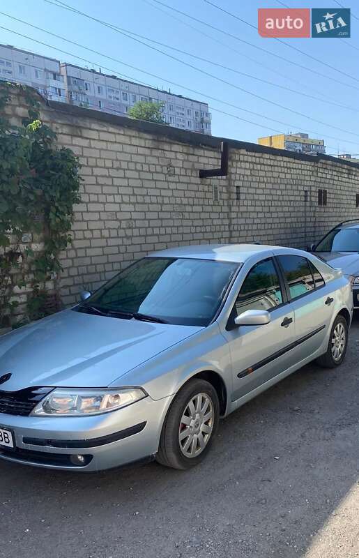 Лифтбек Renault Laguna 2003 в Днепре