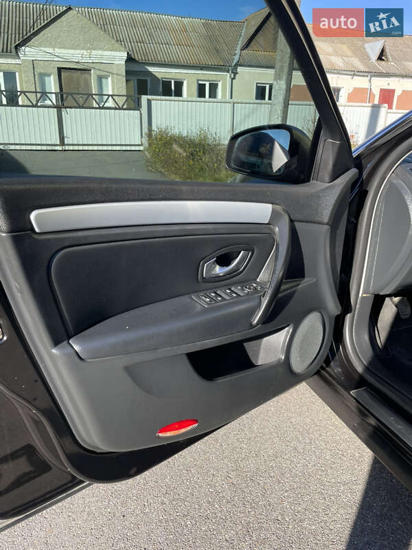 Универсал Renault Laguna 2008 в Виннице фото 18 Универсал Renault Laguna 2008 в Виннице