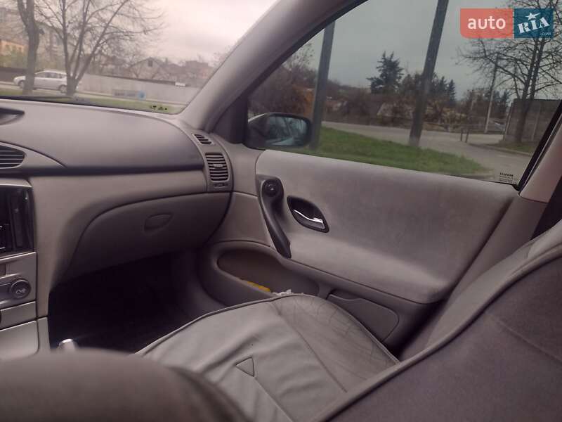 Универсал Renault Laguna 2001 в Виннице