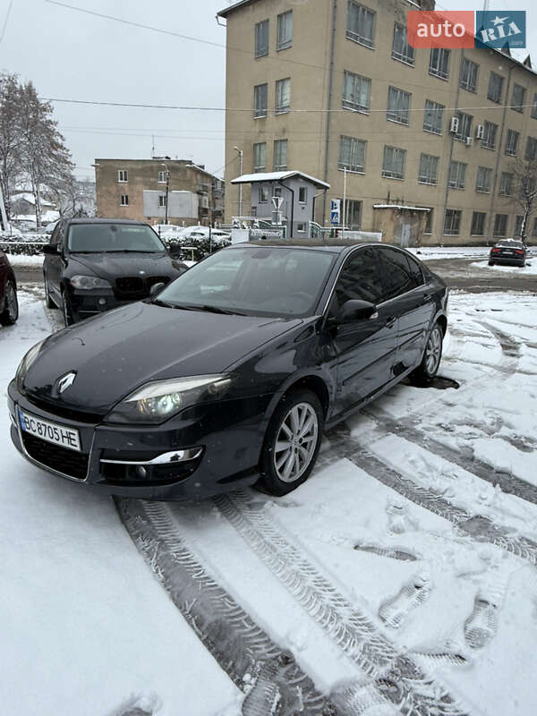 Лифтбек Renault Laguna 2011 в Львове