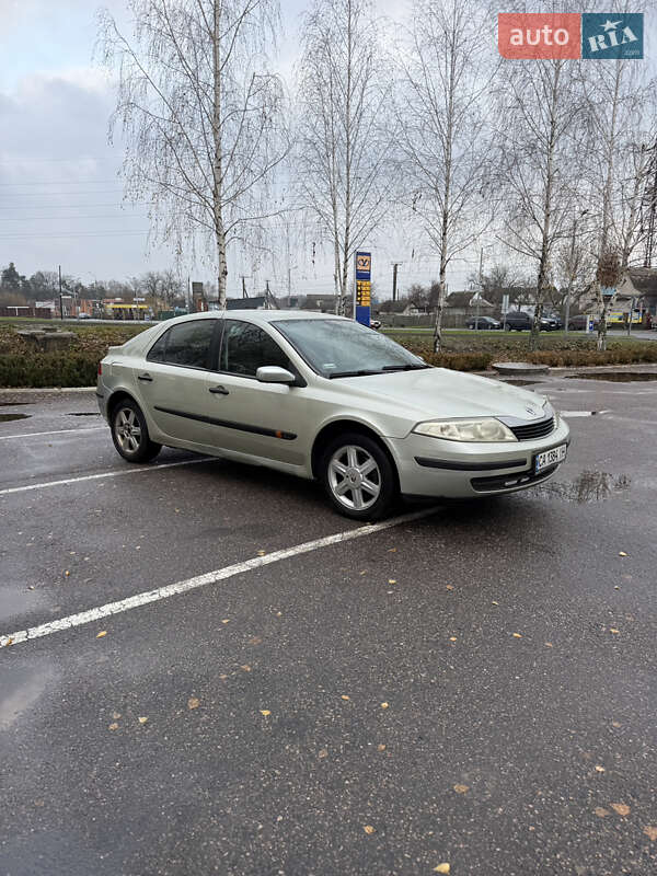Лифтбек Renault Laguna 2001 в Смеле