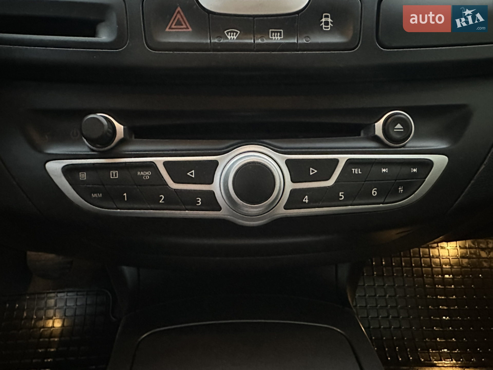 2010 Renault Laguna - мініатюра 18