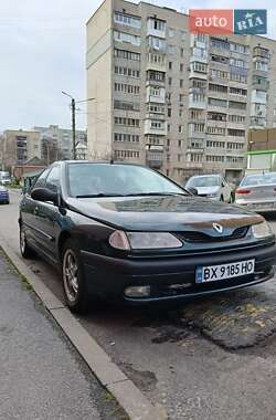 Лифтбек Renault Laguna 1994 в Виннице