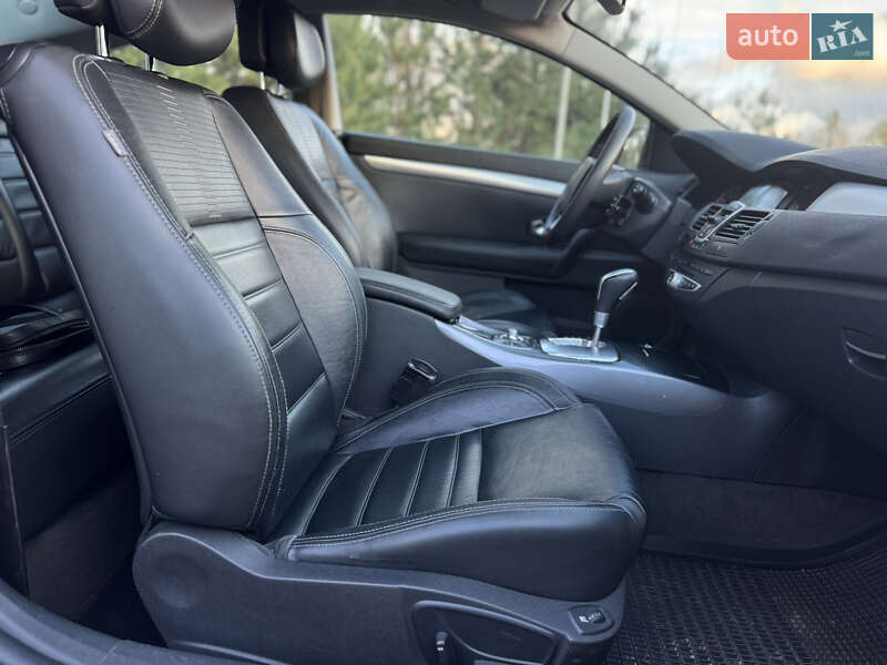 Купе Renault Laguna 2011 в Києві