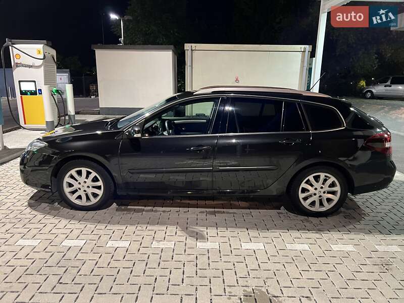 Універсал Renault Laguna 2009 в Чернівцях