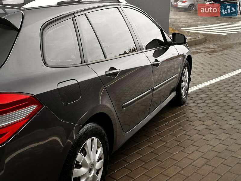 Универсал Renault Laguna 2009 в Луцке