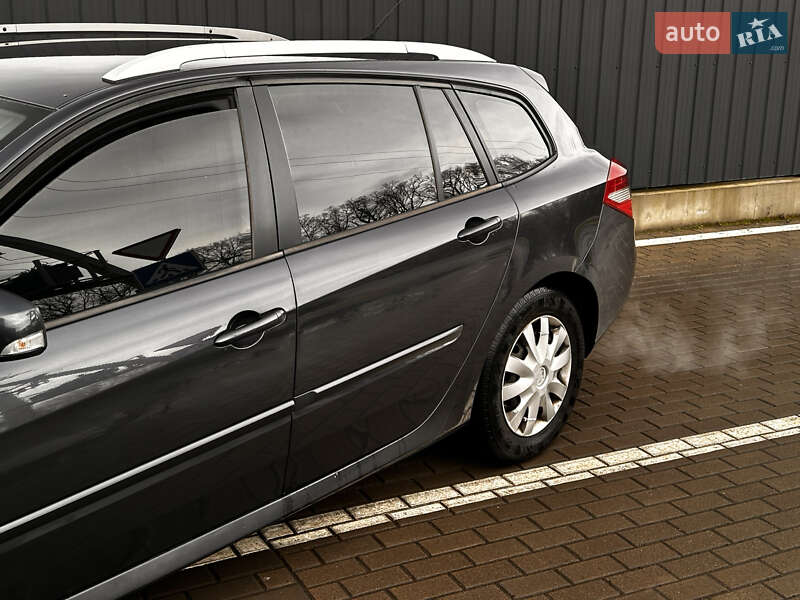 Универсал Renault Laguna 2009 в Луцке