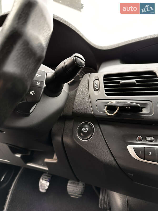 Универсал Renault Laguna 2009 в Луцке