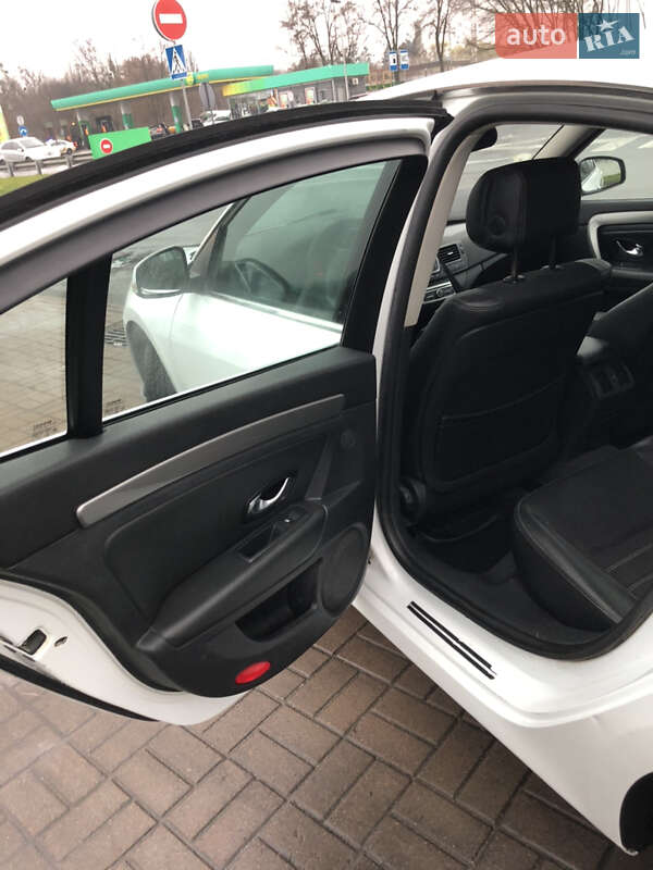 Ліфтбек Renault Laguna 2014 в Києві фото 33 Ліфтбек Renault Laguna 2014 в Києві