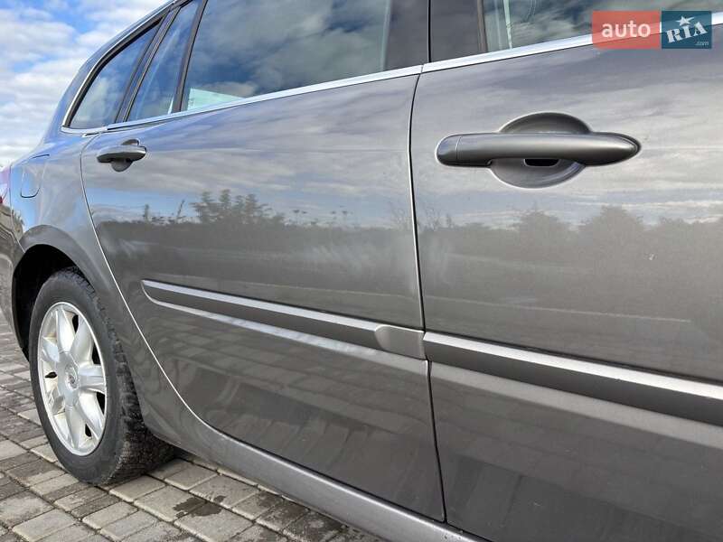 Универсал Renault Laguna 2010 в Барановке