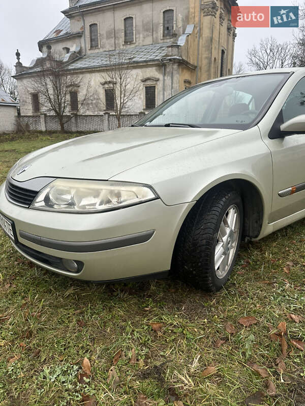 Лифтбек Renault Laguna 2001 в Львове