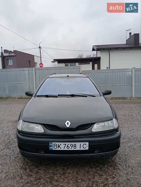 Универсал Renault Laguna 1996 в Ровно