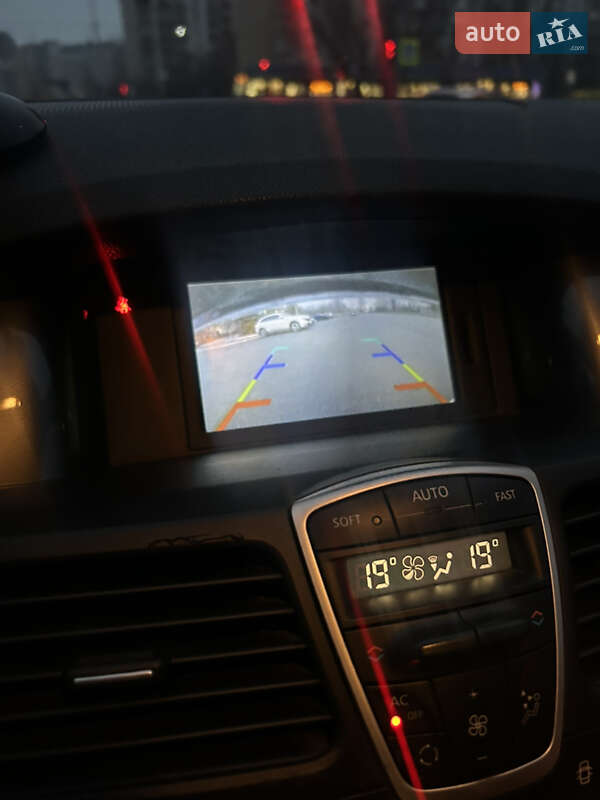 Універсал Renault Laguna 2010 в Києві