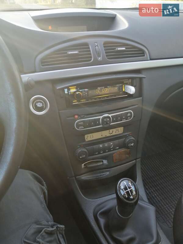 Лифтбек Renault Laguna 2007 в Корюковке фото 4 Лифтбек Renault Laguna 2007 в Корюковке