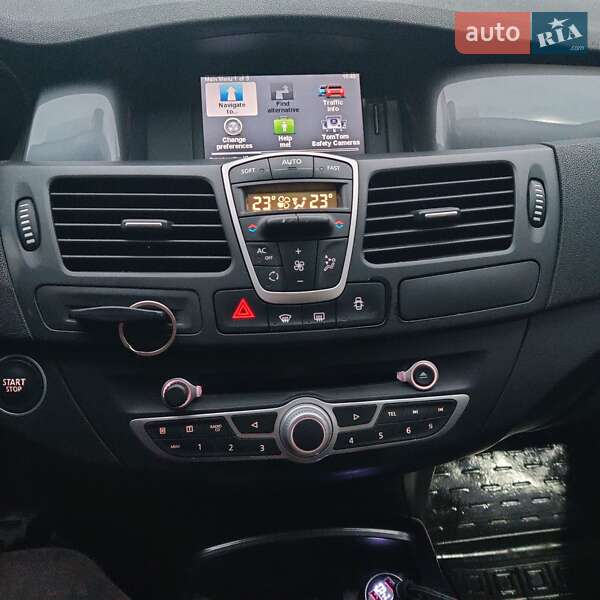 Лифтбек Renault Laguna 2010 в Харькове фото 14 Лифтбек Renault Laguna 2010 в Харькове