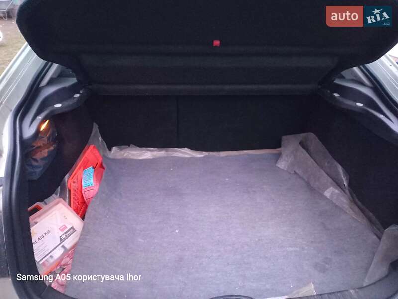 Лифтбек Renault Laguna 2005 в Тернополе