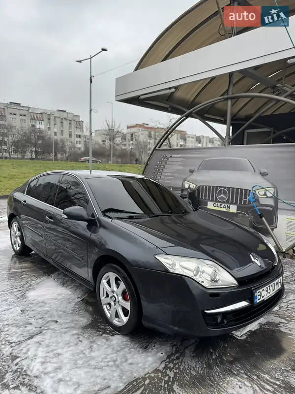 Renault Laguna 2010