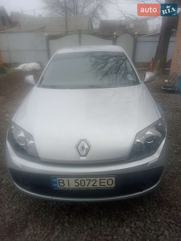 Лифтбек Renault Laguna 2010 в Полтаве фото 4 Лифтбек Renault Laguna 2010 в Полтаве