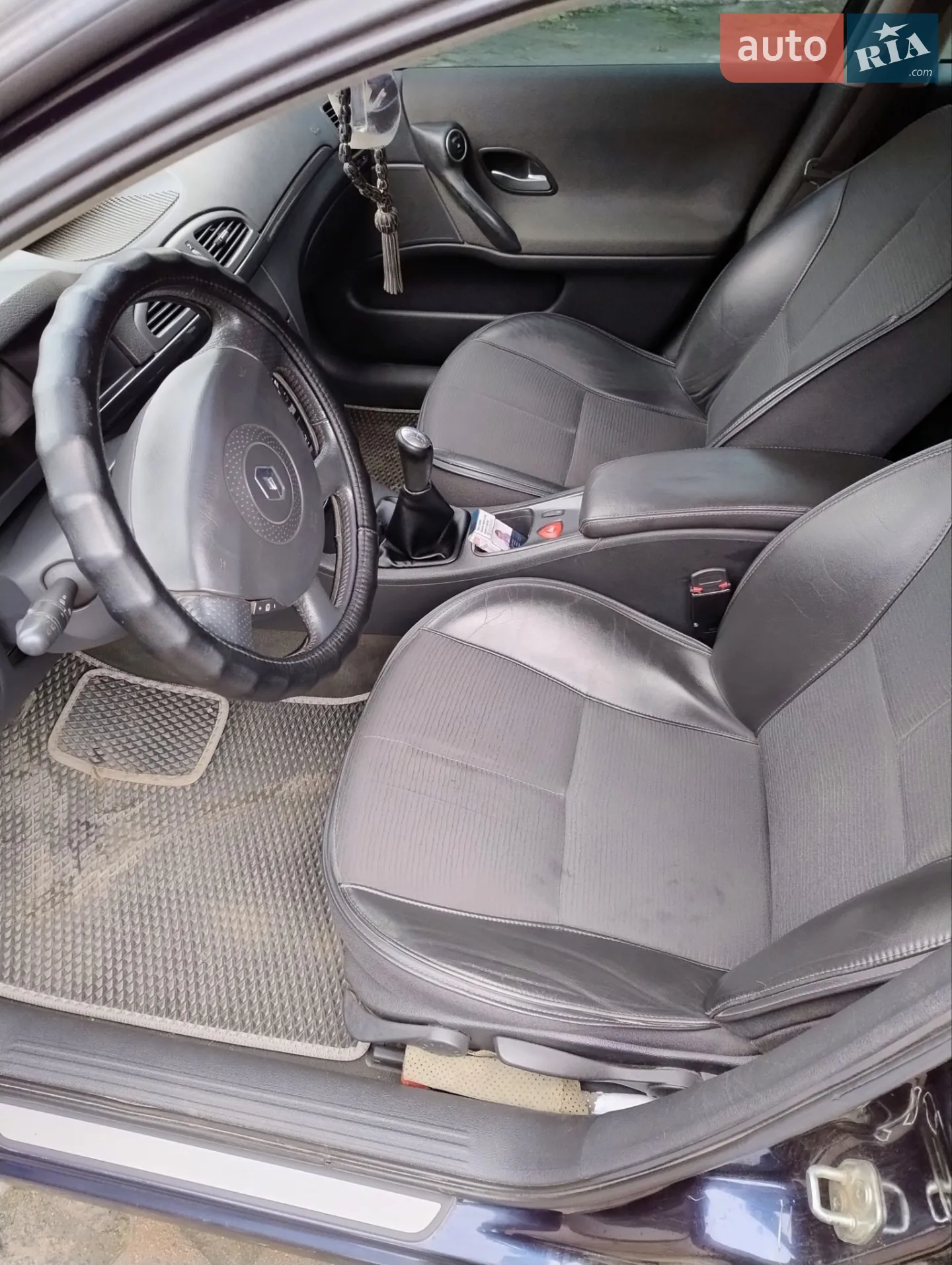 Renault Laguna 2005 VIN VF1BG1PBE33387461 фото оголошення 2 з 9