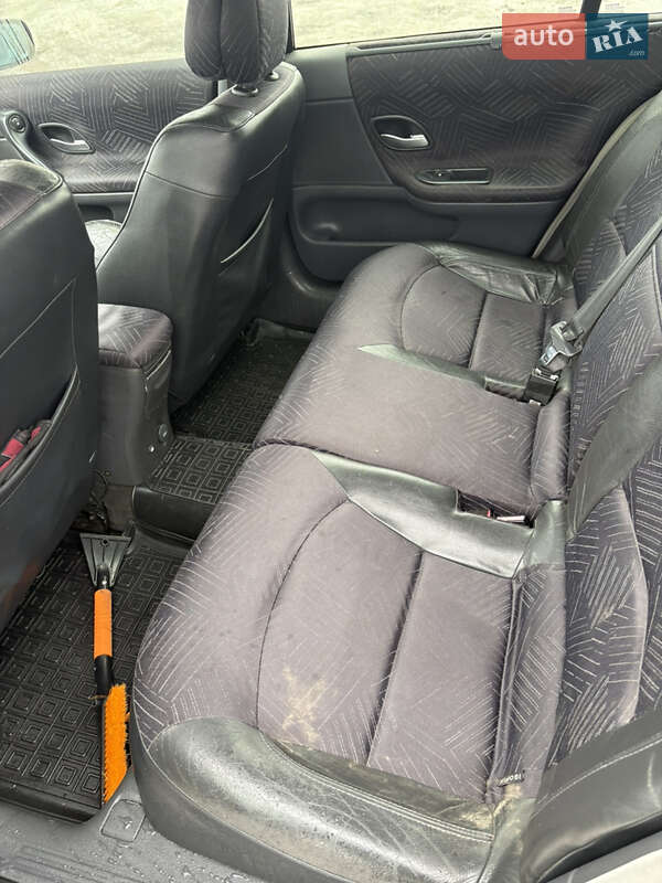 Універсал Renault Laguna 2002 в Звенигородці фото 8 Універсал Renault Laguna 2002 в Звенигородці
