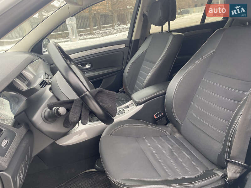 Универсал Renault Laguna 2011 в Умани