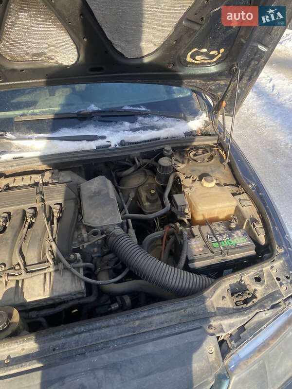 Ліфтбек Renault Laguna 1999 в Львові фото 5 Ліфтбек Renault Laguna 1999 в Львові