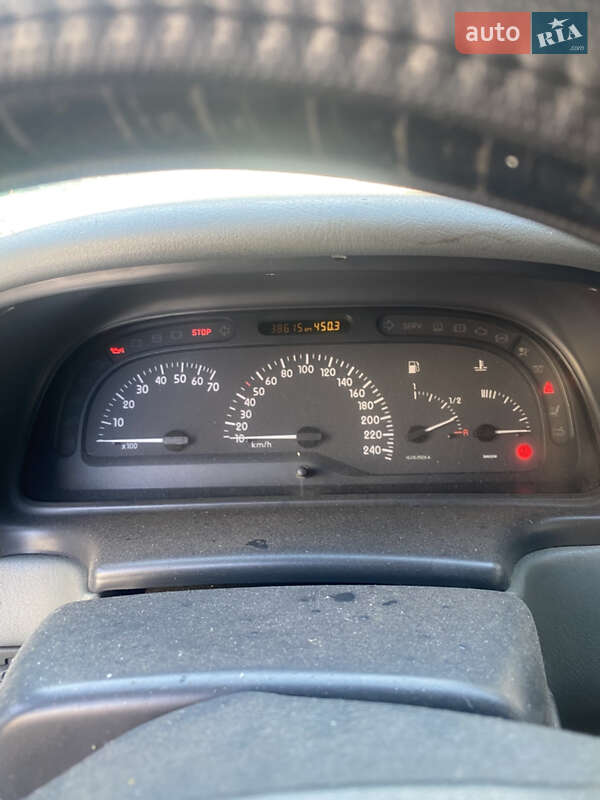 Ліфтбек Renault Laguna 1999 в Львові фото 16 Ліфтбек Renault Laguna 1999 в Львові