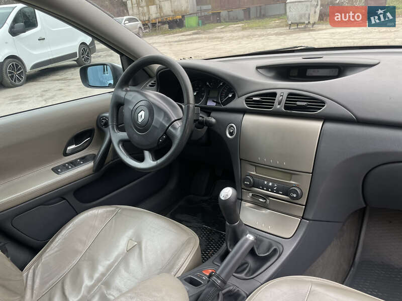 Универсал Renault Laguna 2003 в Хмельницком
