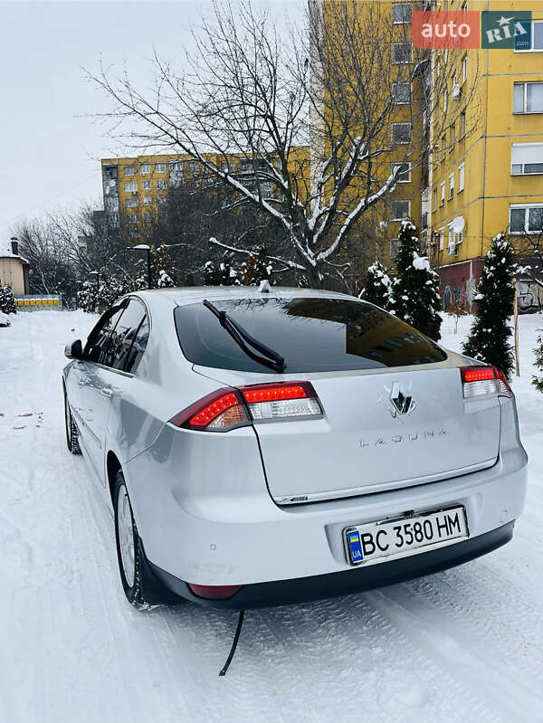 Лифтбек Renault Laguna 2010 в Ужгороде фото 13 Лифтбек Renault Laguna 2010 в Ужгороде