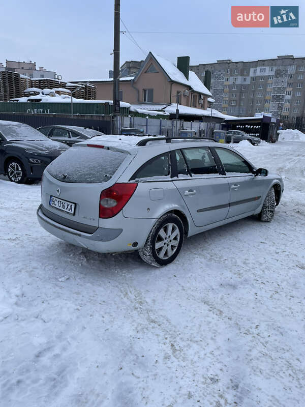 Универсал Renault Laguna 2001 в Ровно