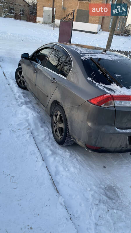 Лифтбек Renault Laguna 2007 в Волочиске