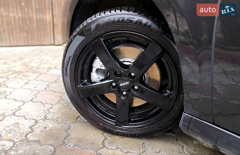 Универсал Renault Laguna 2010 в Вышгороде