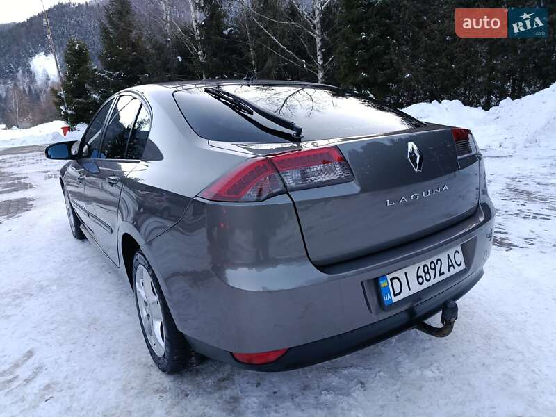 Лифтбек Renault Laguna 2008 в Сколе