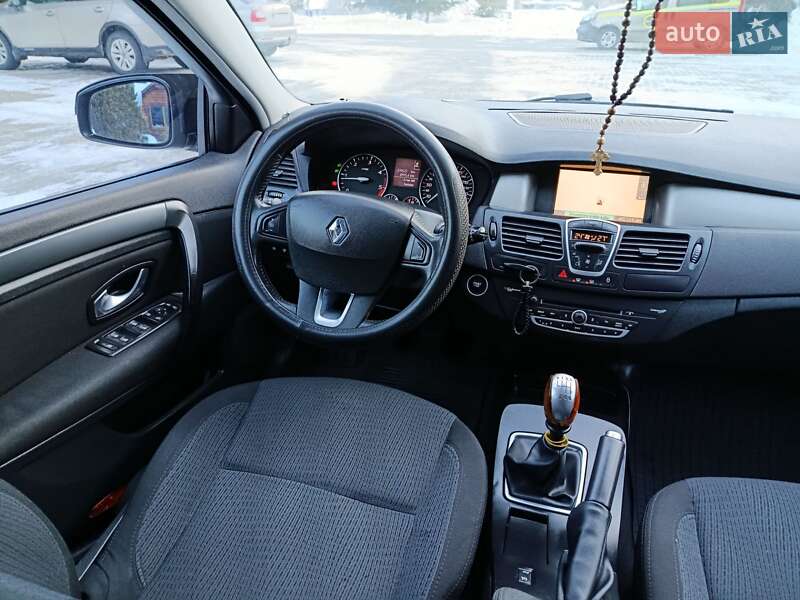 Лифтбек Renault Laguna 2008 в Сколе