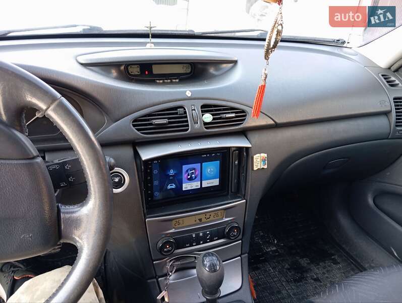 Универсал Renault Laguna 2002 в Владимире